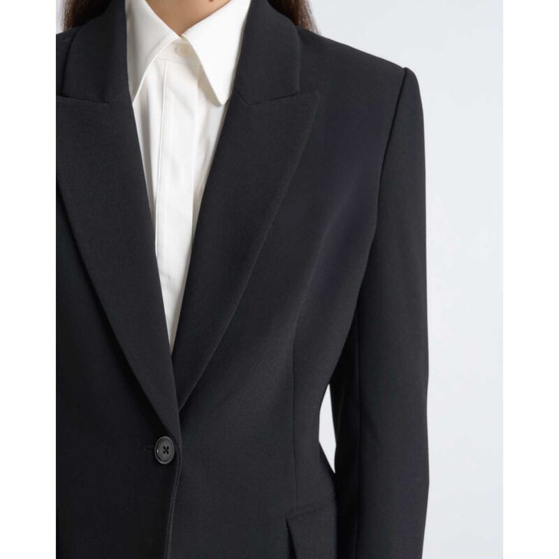 Cue Crepe Boyfriend Blazer image number 2